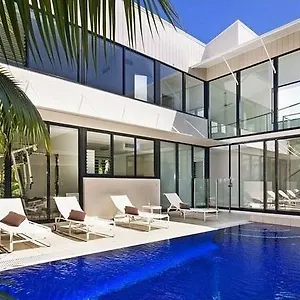 Luxury Retreat With Private & Jetty Noosa Heads